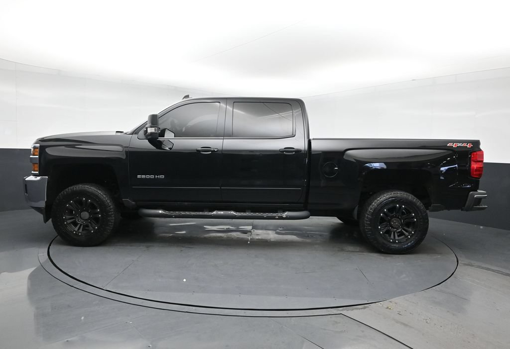 Used 2015 Chevrolet Silverado 2500 LT w/ LT Convenience Package AWD/4WD image 3