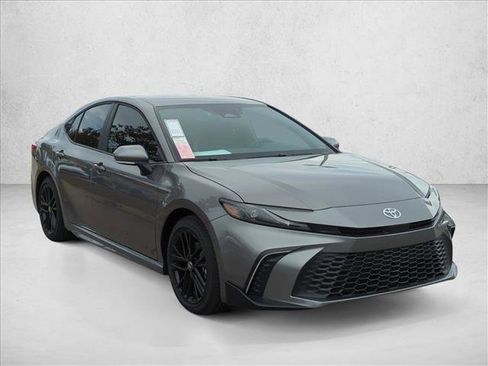 New 2026 Toyota Camry SE FWD image 7