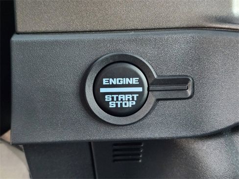 New 2025 Ford Bronco Badlands image 23