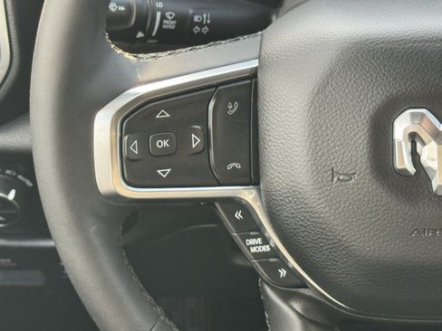 Used 2025 RAM 1500 Laramie w/ Sport Appearance Package AWD/4WD image 13