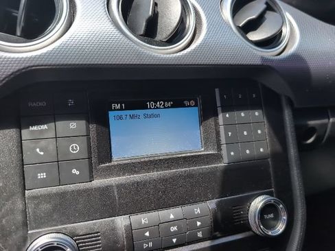 Used 2019 Ford Mustang GT RWD image 13