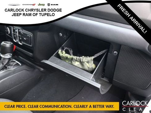 Used 2023 Jeep Gladiator Overland AWD/4WD image 41