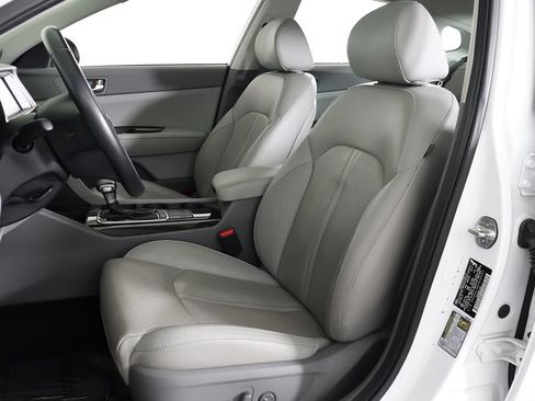 Used 2018 Kia Optima EX w/ Premium Package FWD image 31