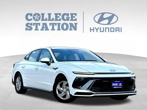 Used 2026 Hyundai Sonata SE FWD image 3