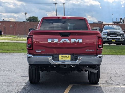 Used 2026 RAM 2500 Big Horn AWD/4WD image 6
