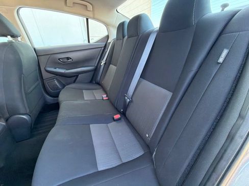 Used 2024 Nissan Sentra SV FWD image 32