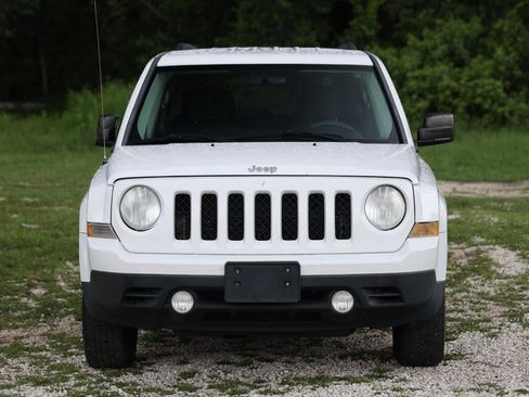 Used 2014 Jeep Patriot Sport FWD image 17