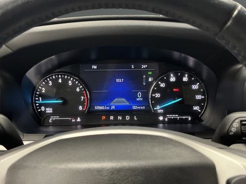 Used 2023 Ford Explorer XLT AWD/4WD image 18