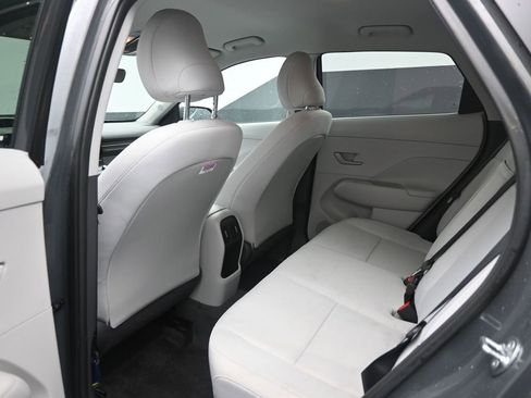 Used 2025 Hyundai Kona SEL image 23