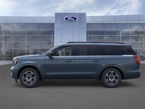 New 2025 Ford Expedition Max Active image 3
