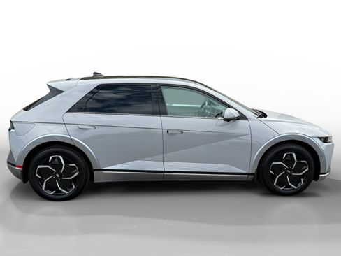 Certified 2024 Hyundai Ioniq 5 Limited RWD image 6