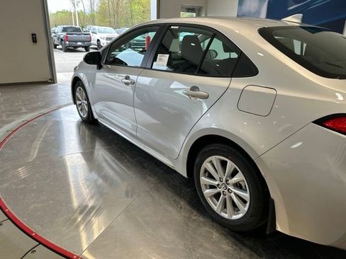 New 2026 Toyota Corolla LE FWD image 3