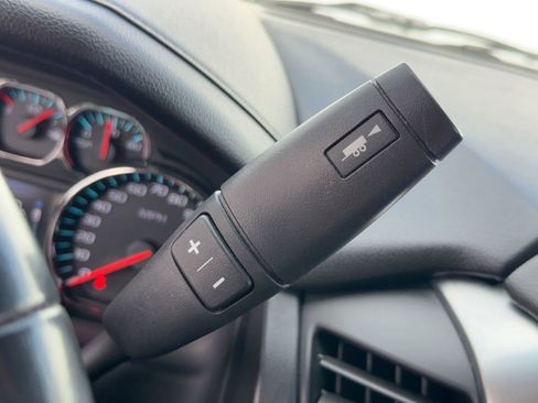 Used 2015 Chevrolet Tahoe LT image 24