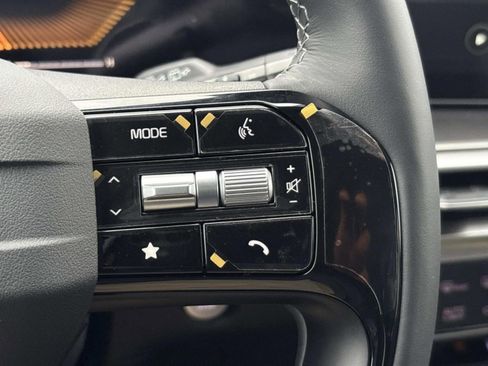 New 2026 Kia Sorento S w/ S Panoramic Sunroof Package image 25