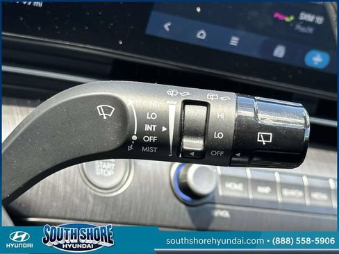 Certified 2024 Hyundai Kona Limited AWD/4WD image 27