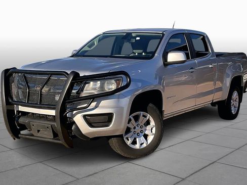 Used 2017 Chevrolet Colorado LT image 3