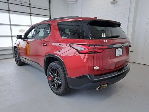 Used 2022 Chevrolet Traverse Premier w/ Redline Edition AWD/4WD image 6