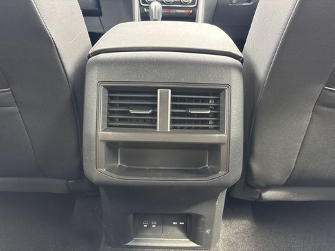 Used 2023 Volkswagen Atlas Cross Sport SE w/ Black Wheel Package image 26