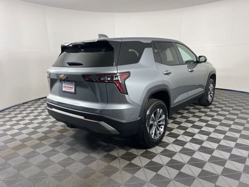 New 2026 Chevrolet Equinox LT w/ Safety and Technology Package FWD image 5