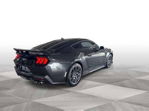 Used 2024 Ford Mustang Coupe RWD image 8