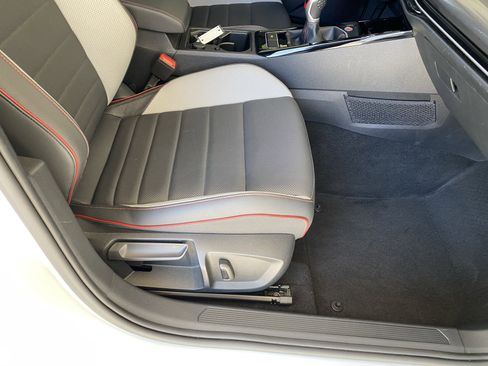 Certified 2024 Volkswagen GTI SE FWD image 33