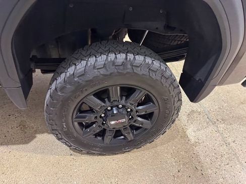Used 2024 GMC Sierra 2500 AT4 AWD/4WD image 31