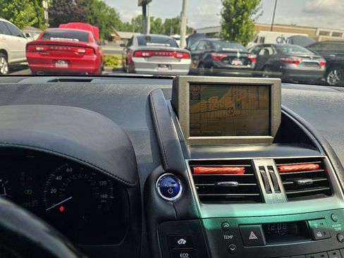 Used 2010 Lexus HS 250h FWD image 25