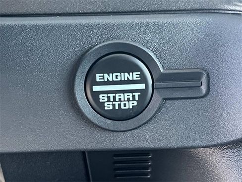 New 2025 Ford Bronco Base image 6