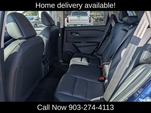 Used 2026 Nissan Rogue SL FWD image 27