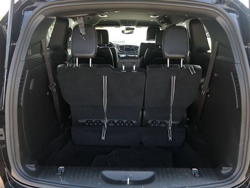 Used 2025 Chrysler Voyager LX FWD image 22