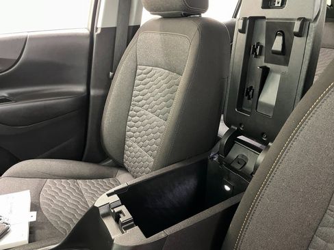 Certified 2021 Chevrolet Equinox LT image 31