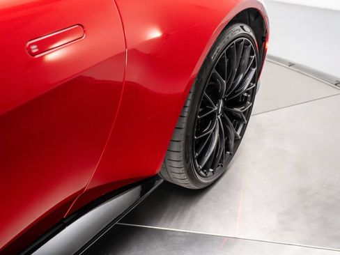 Used 2023 Aston Martin V8 Vantage Roadster RWD image 37
