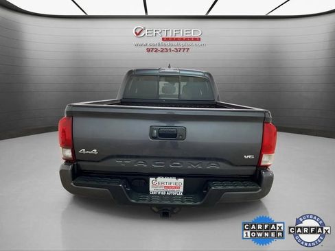 Used 2022 Toyota Tacoma SR image 5