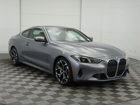 Certified 2025 BMW 430i Coupe w/ Premium Package image 3