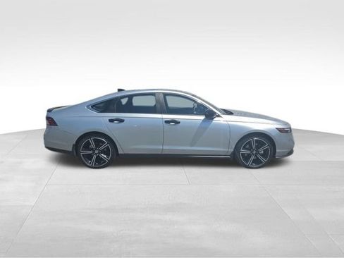 Certified 2025 Honda Accord Sport image 7