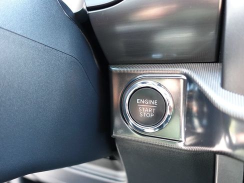 Used 2024 Ford F150 Lariat AWD/4WD image 54