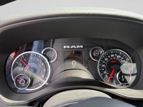 Used 2025 RAM 1500 Big Horn AWD/4WD image 14