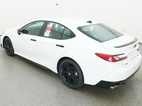 New 2026 Toyota Camry Hybrid image 36