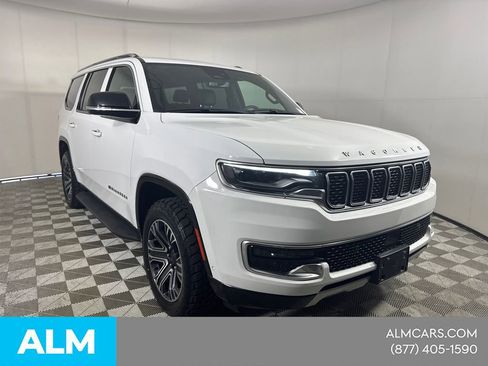 Used 2024 Jeep Wagoneer Series II AWD/4WD image 4