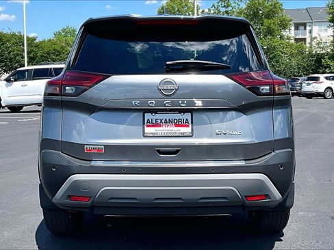 Used 2023 Nissan Rogue SV AWD/4WD image 4