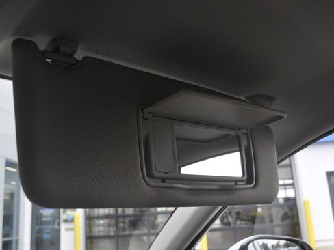 Used 2026 Honda HR-V LX image 25