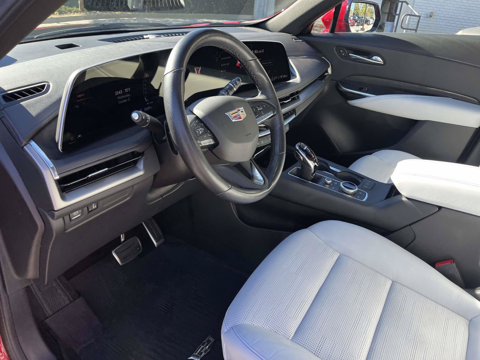 Used 2024 Cadillac XT4 Sport FWD image 15