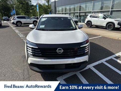 New 2025 Nissan Kicks SR image 2