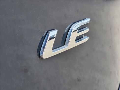 Used 2024 Toyota Corolla LE image 7