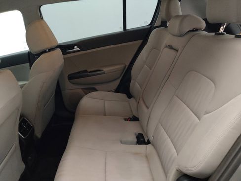 Used 2021 Kia Sportage LX FWD image 18
