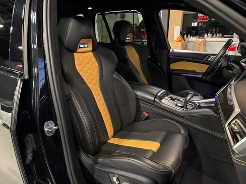 Used 2022 BMW X5 M Competition w/ Competition Package 2 image 21