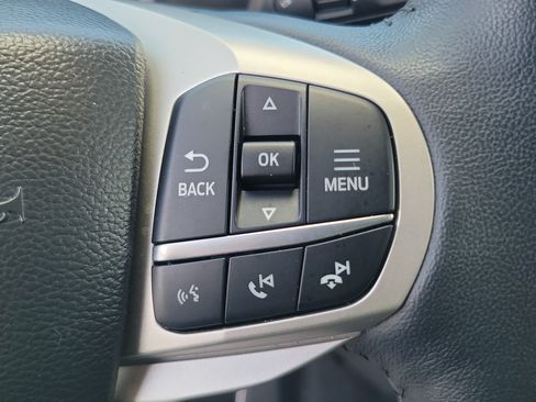 Used 2023 Ford Explorer XLT w/ Equipment Group 202A RWD image 23