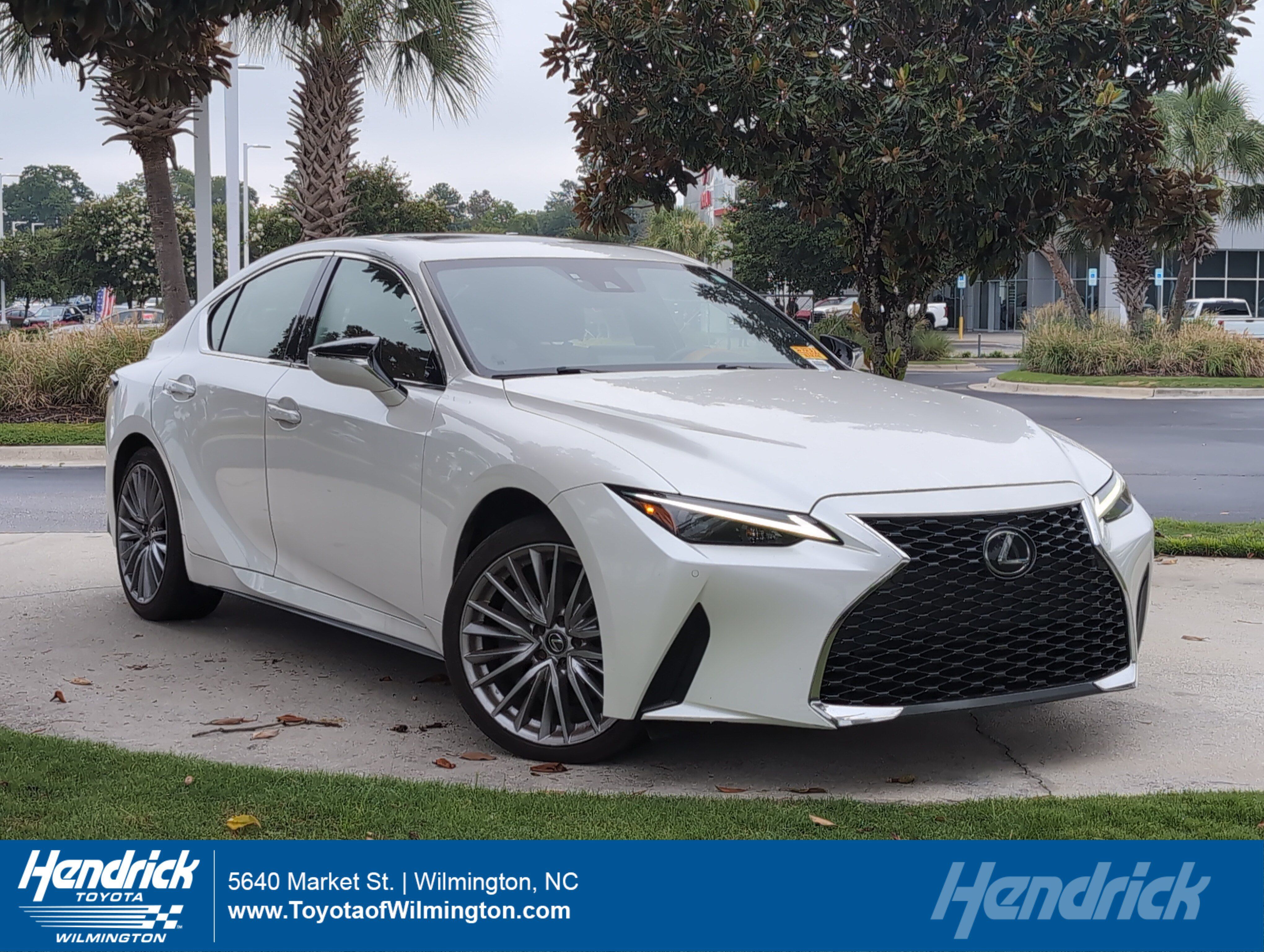 Used 2022 Lexus IS 300 AWD w/ Premium Package image 1