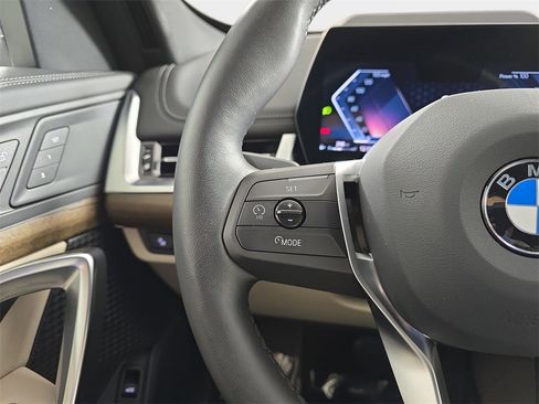 Used 2025 BMW X1 xDrive28i w/ Technology Package image 20