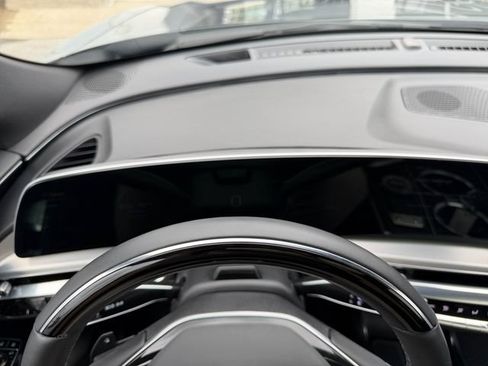Used 2023 Cadillac Lyriq AWD image 25